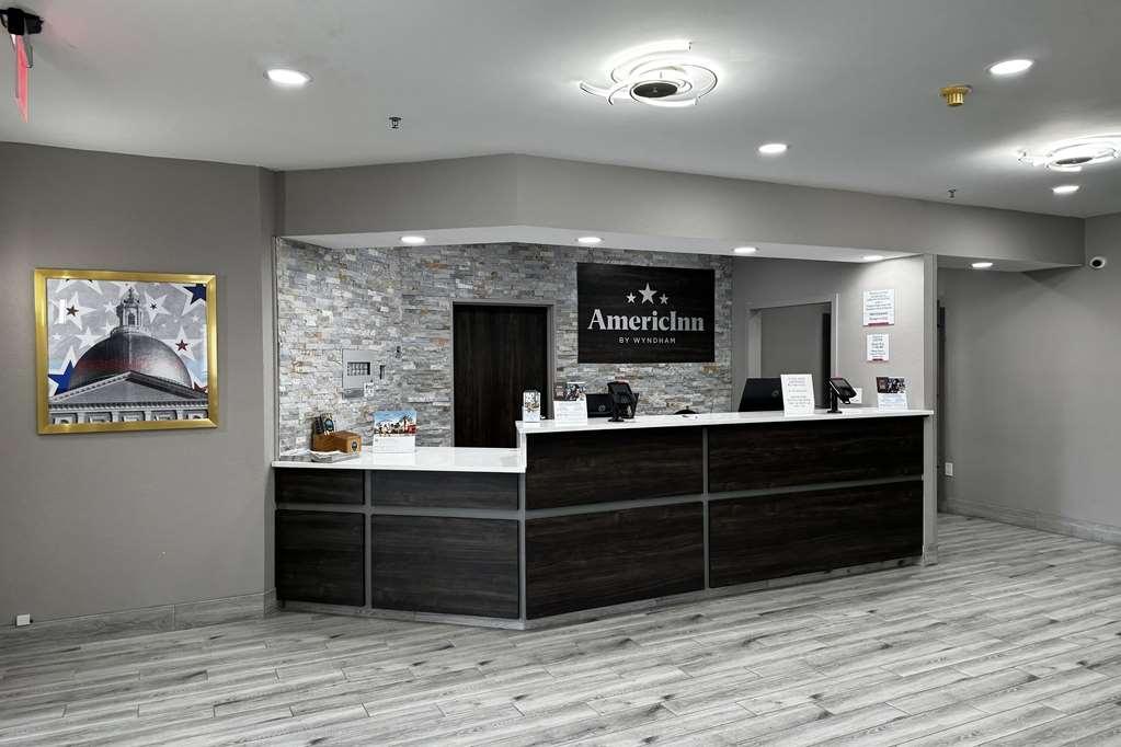 Americinn By Wyndham Eagle River Downtown Interieur foto