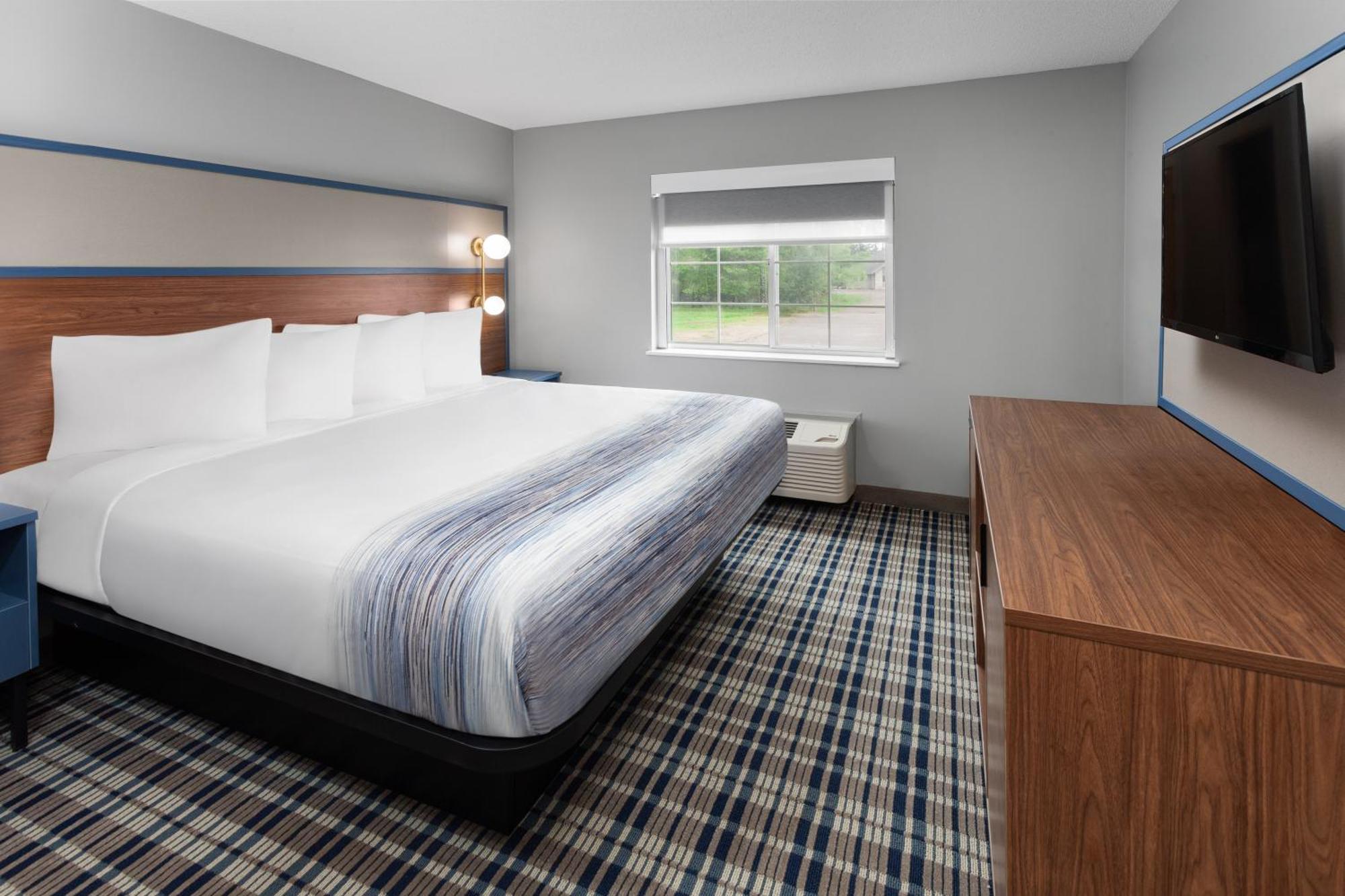 Americinn By Wyndham Eagle River Downtown Buitenkant foto