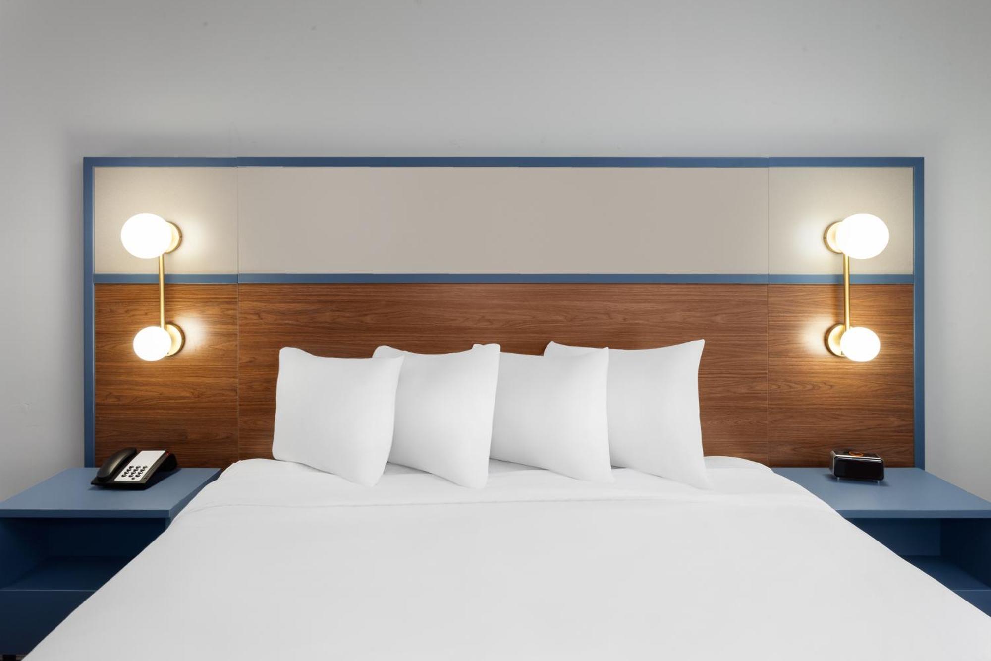 Americinn By Wyndham Eagle River Downtown Buitenkant foto